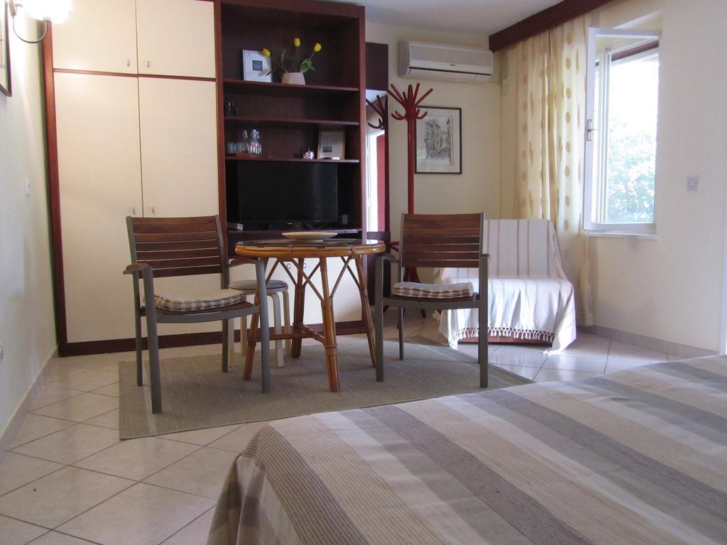 Apartment Petrovic Korčula Exterior foto